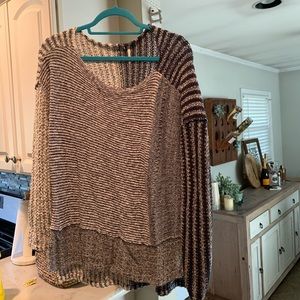 Free people sweater (slightly oversized)
